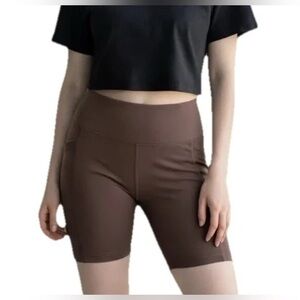NWT LegEnd Athletic Biker Yoga Gym Shorts Side Pockets High Waisted Brown Size L